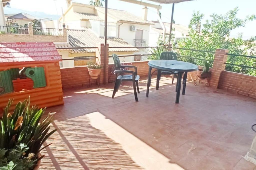 Casa Con Piscina Y Barbacoa A 3 Kilometros De La Alhambra Huétor Vega Exterior foto
