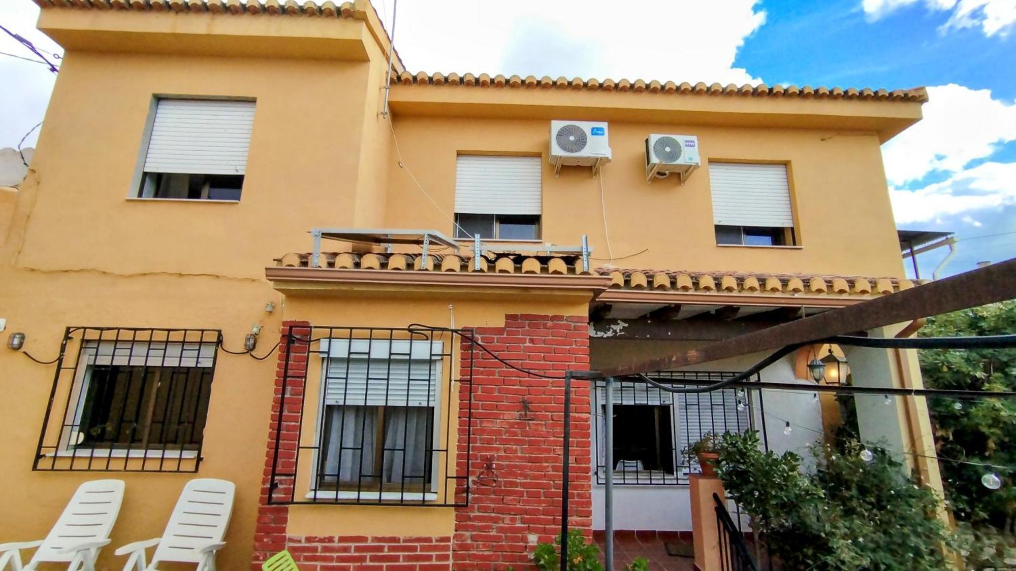 Casa Con Piscina Y Barbacoa A 3 Kilometros De La Alhambra Huétor Vega Exterior foto